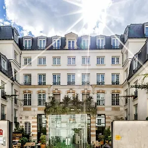 Kube Hotel