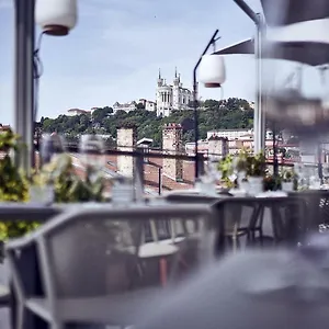 Maison No - Et Rooftop 4*, Lione Francia